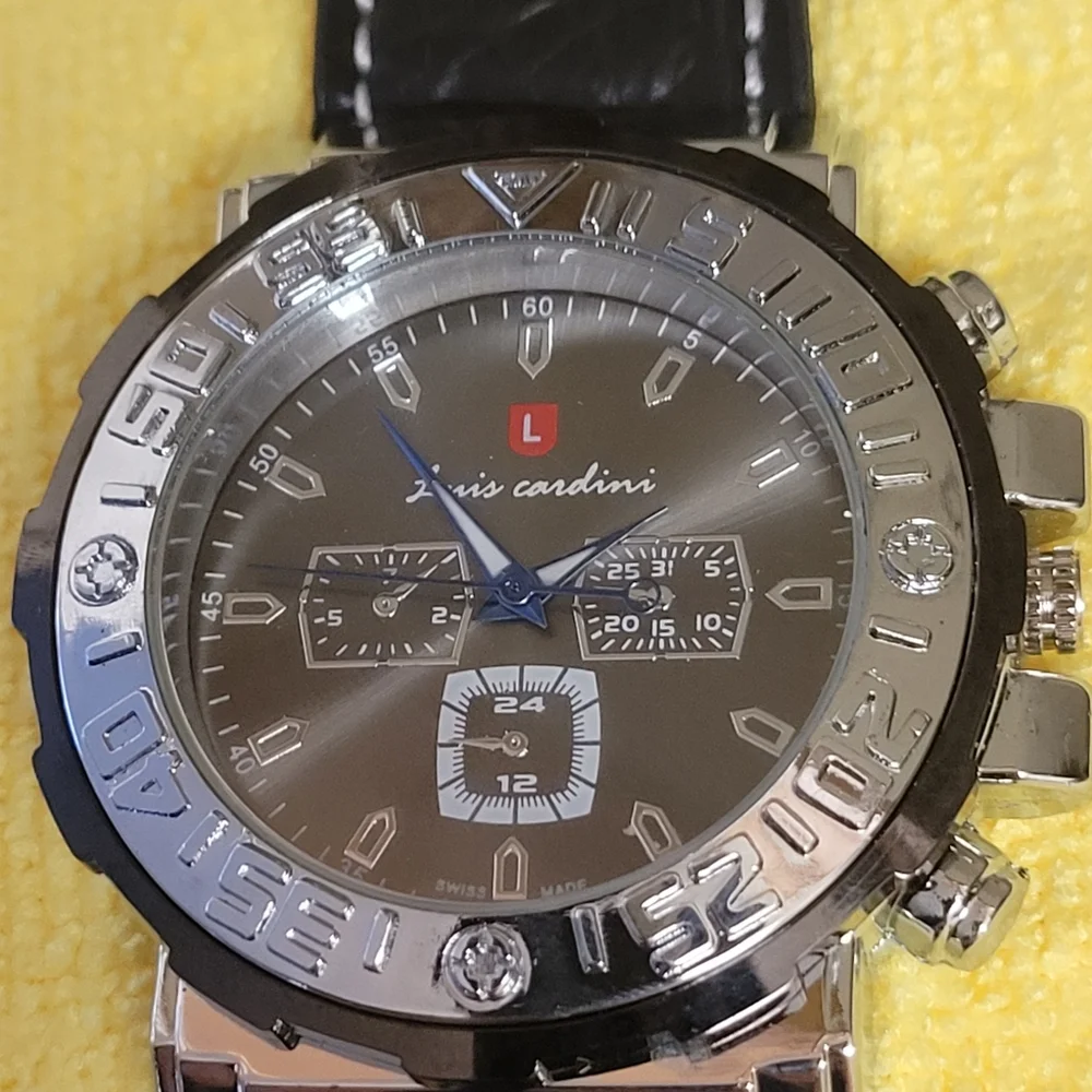 Gunmetal SS Black Leather Band NEW Quartz Watch Round Face
